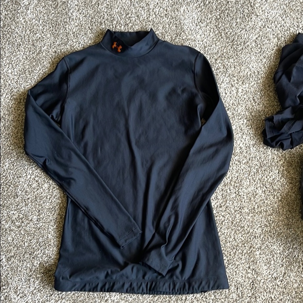 UA youth cold gear